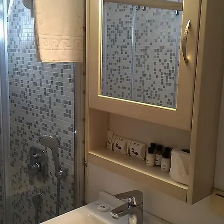 Hotel Iz Birak Butik Marina *