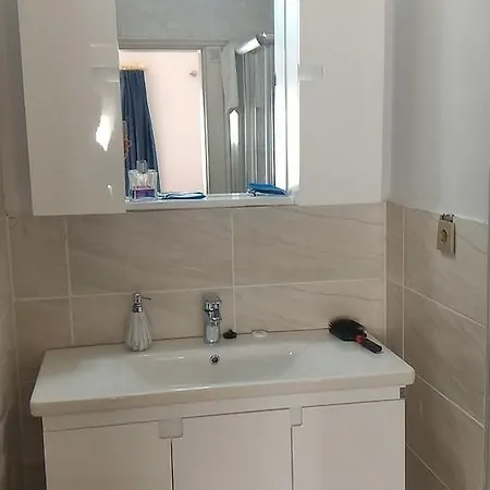 Iz Birak Butik Marina Szálloda *