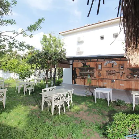 Iz Birak Butik Marina