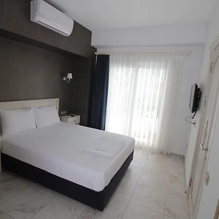 Iz Birak Butik Marina